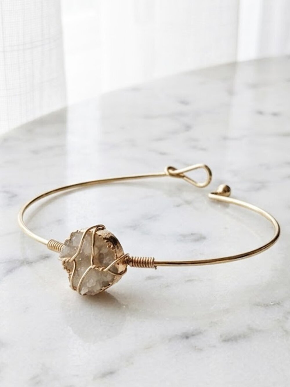 White Ladies Fashionable Wire Stone Bracelet